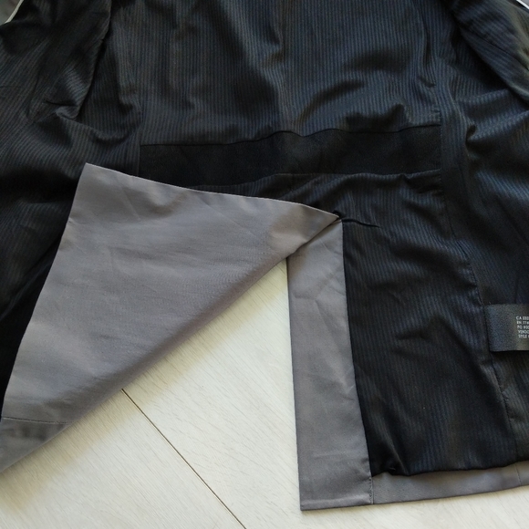 Club Monaco Blazer - Picture 7 of 13